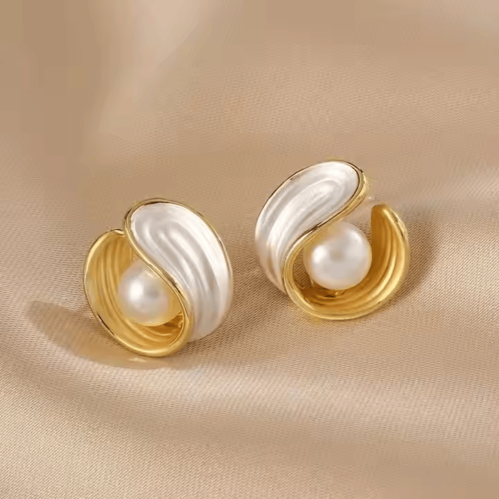 Blissful combo of 5 daily wear Earrings.