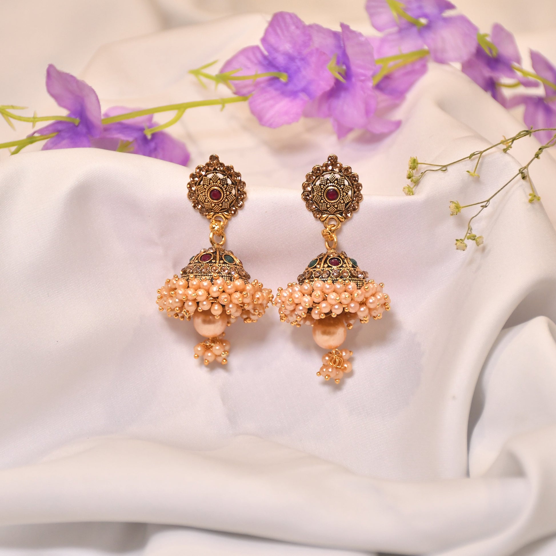 Swarnki Gold Jhumki