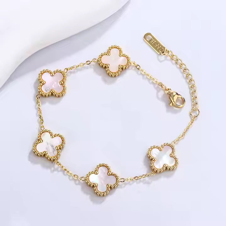 Ivory Clover Bracelet | Golden Finish