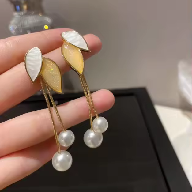 Pearl Drop Earrings