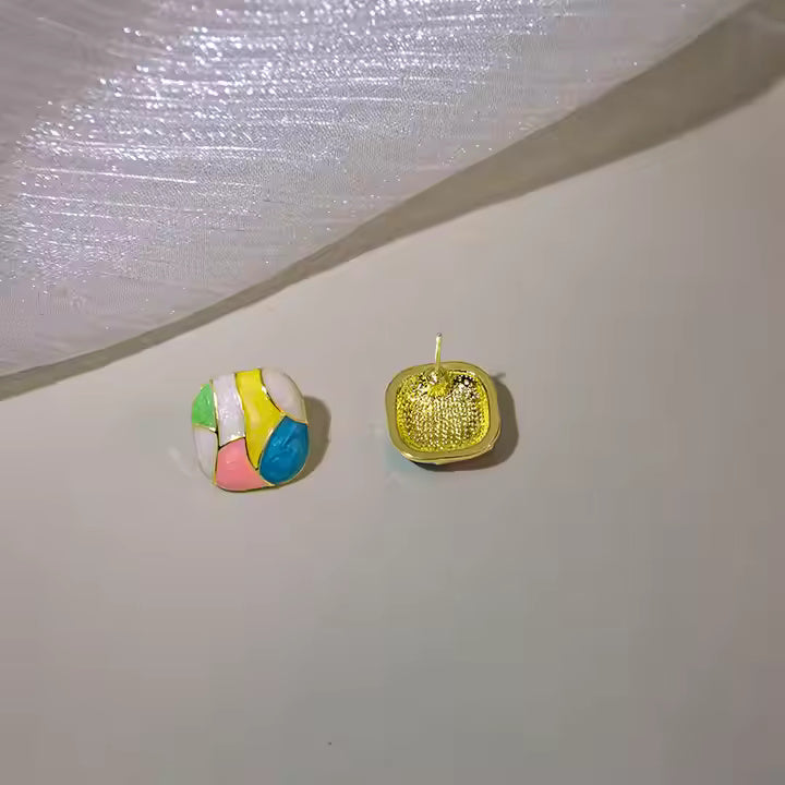 Prism Glint Earrings – Square Multicolor Abstract Design with Gold Finish