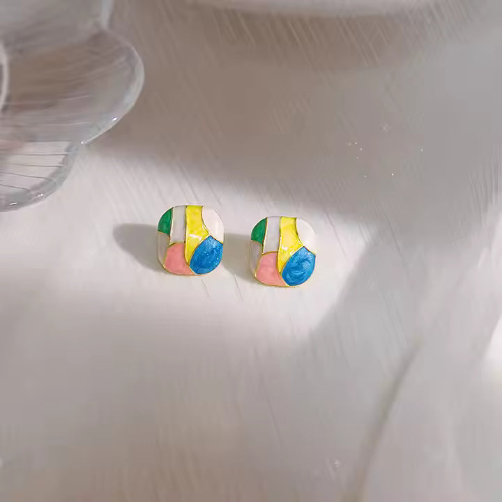Prism Glint Earrings – Square Multicolor Abstract Design with Gold Finish