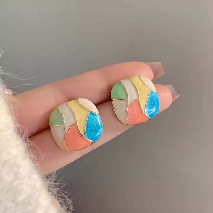Prism Glint Earrings – Square Multicolor Abstract Design with Gold Finish
