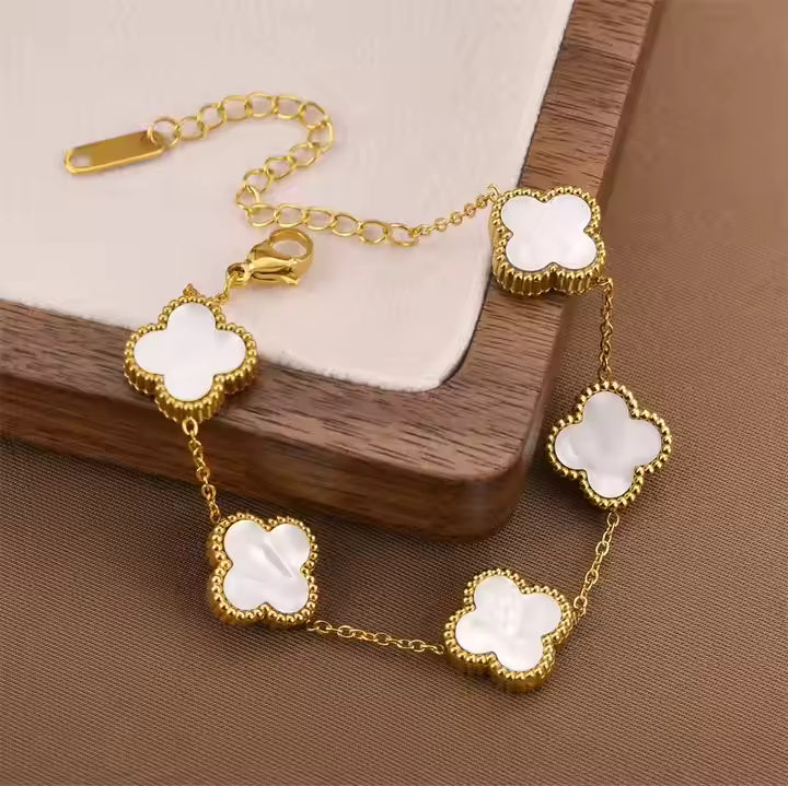 Ivory Clover Bracelet | Golden Finish