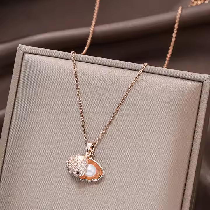 Crystal Zircon Shell Pearl Pendant Necklace | Rose Gold