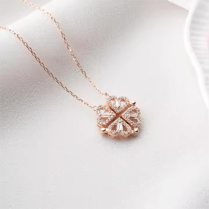 Rosegold Diamond Four-Leaf Clover Folding Heart Locket Pendant