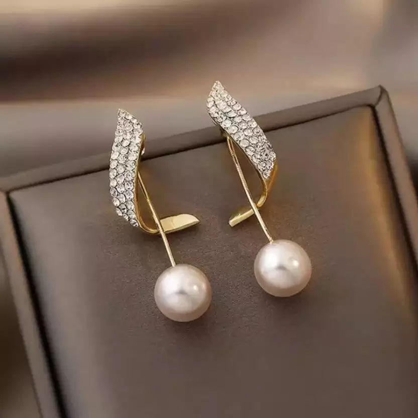 Pearl Glow Earrings